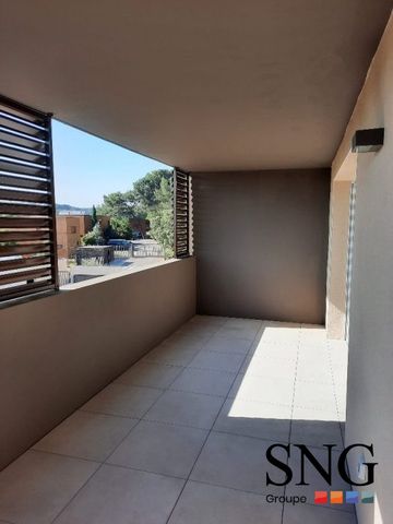 T3 AVEC LOGGIA ET DEUX PARKNGS COUVERTS - Photo 4