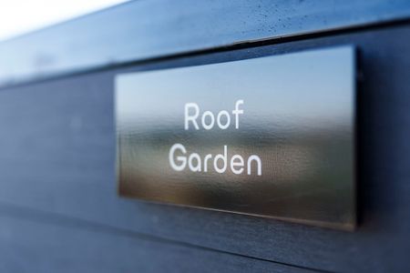 Water Facing Two bedroom apartment @ Opus, 6 Hanover Quay, Grand Canal Dock, Dublin 2. - Photo 5