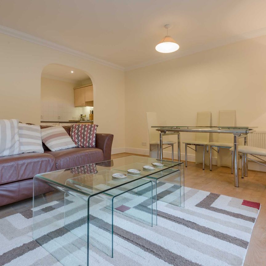 Vincent Square, London, SW1P 2NE - Photo 1