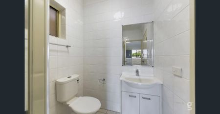 LOW MAINTENANCE WITH STUDY & COURTYARD - Photo 4