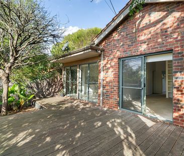 1/1077 Toorak Road, Camberwell - Photo 5