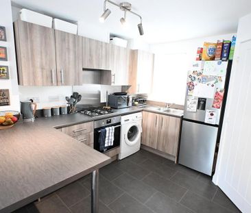 2 bedroom semi-detached house to rent - Photo 4