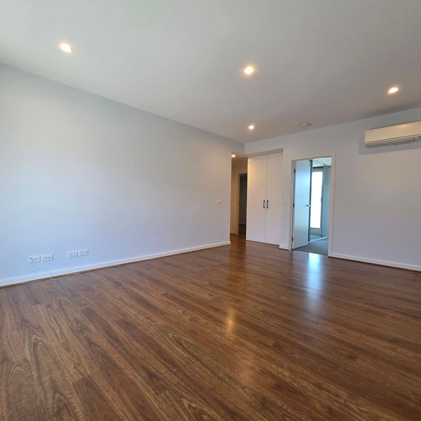 Stylish Apartments in Prime Location - Photo 1