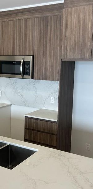 4 ½ Condo luxueux à louer à Vimont Laval. - Photo 1