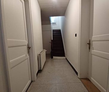 Charmante woning met 3 kamers, 2 garages en tuin te Deurle - Photo 5