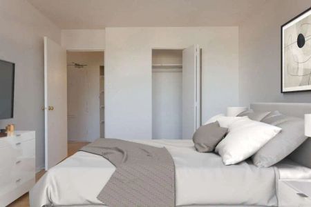 Bois-de-Boulogne Apartments — 1 Bedroom available at 10250 Du Bois-de-Boulogne Avenue - Photo 5