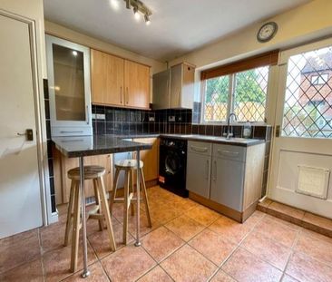 Whinchat Grove - Photo 3