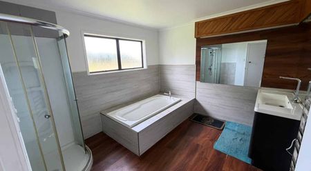 Lifestyle Living at Its Finest – 180C Mill Road, Bombay - Photo 4