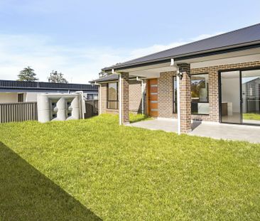 91 Thirlmere Way, Tahmoor - Photo 5