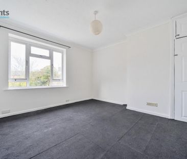 4 bedroom detached house to rent - Photo 3