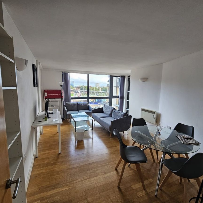 2 Bed Flat, The Nile, M15 - Photo 1