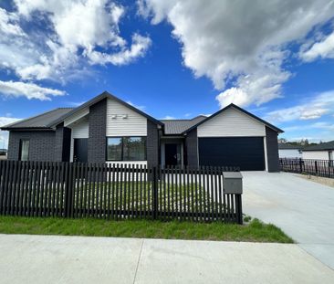 Modern family home - Photo 6