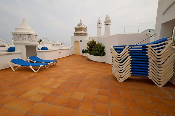 Atico en alquiler en Puerto Marina, Benalmadena - Photo 1