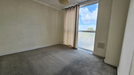 3 Bed Maisonette High Street Epping CM16 - Photo 3