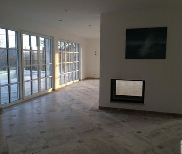 3400 KLOSTERNEUBURG - TRAUMHAFTE LAGE AM ÖLBERG - EXKLUSIVE VILLA - Photo 1