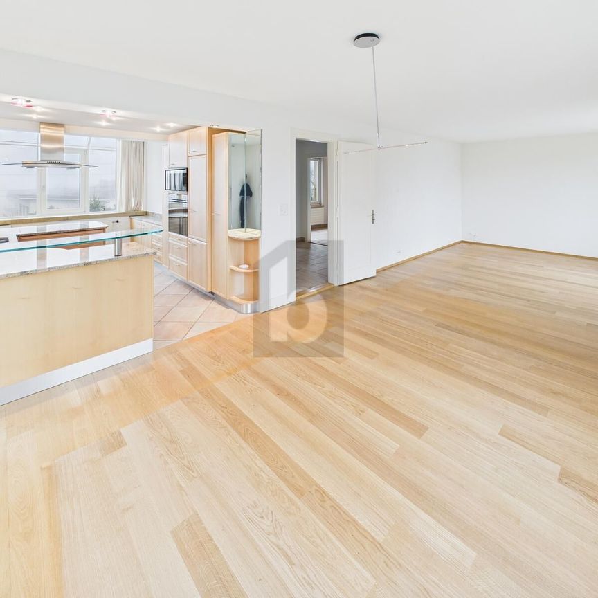 GENEROUS WITH GARDEN - Photo 1