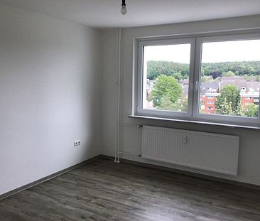 Sanierte 3-Zimmer-Wohnung mit Balkon, familiengerecht - Photo 2