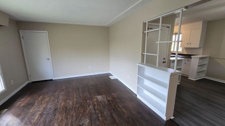 For Lease - 20 Sumner Road Unit# Upper, London South, Ontario - Photo 3