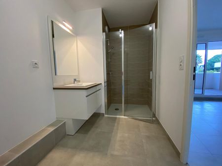 Près d'Arènes - T2 - 40 M² - Photo 4