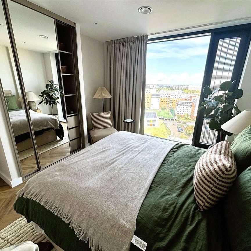 BRAND NEW APARTMENTS | 3 WEEKS RENT FREE FOR 12 MONTH TENANCY | PET FRIENDLY | 24-HOUR CONCIERGE | LUXURY AMENITIES | VIEWING RECOMMENDED! - Photo 1