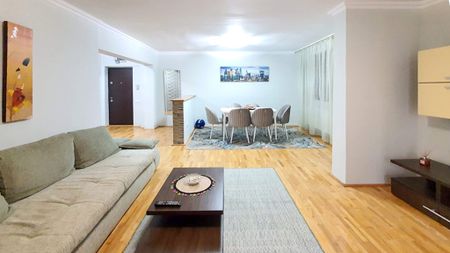 Apartament de inchiriat in Ploiesti, zona Ultracentrala - Fotografie 3
