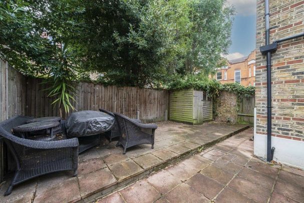 Lonsdale Road, Chiswick, W4 - Photo 1