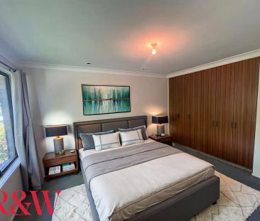 “FAMILY HOME IN BRADBURY !!” - Photo 3