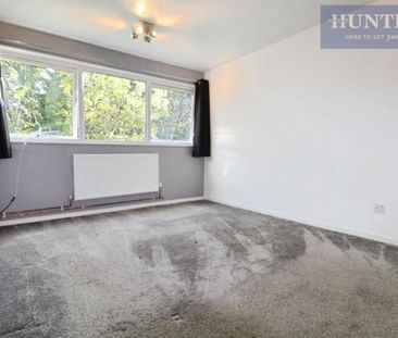 1 bedroom Flat To Let - Photo 1