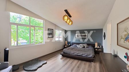 Vive el Lujo en La Herradura | Casa en Renta con muebles o sin muebles en privada con vigilancia - Photo 4