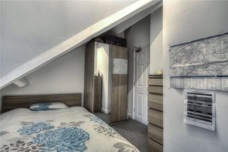 5 bedroom end of terrace house to rent - Photo 5