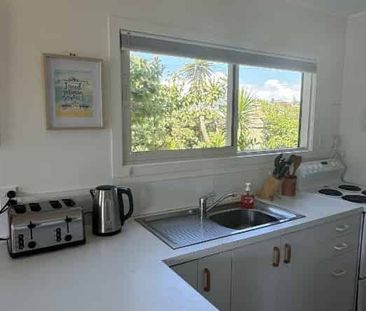 Waitarere Beach - 3 Bedroom - Photo 3