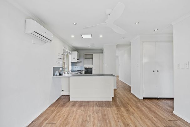 Stunning Two-Bedroom Villa with City Views in a Quiet Complex - Photo 1