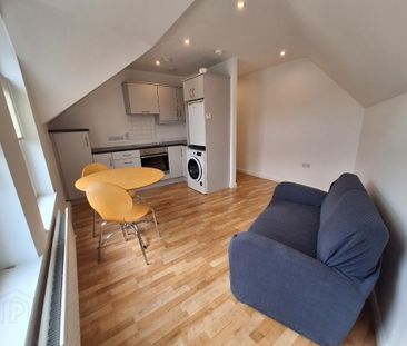 181 Lisburn Road APT 5, [tates Avenue], Belfast, BT9 7EJ - Photo 4