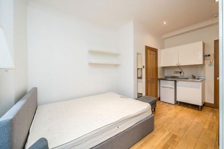 Studio to rent - Photo 2