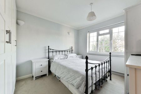 2 bedroom maisonette to rent - Photo 4