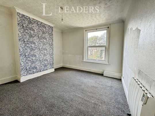 Carnarvon Road, Clacton-on-sea, CO15 - Photo 1