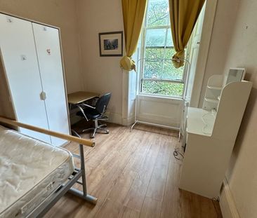 3 Bed Flat, Gibson Street, G12 - Photo 4