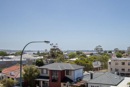 204/26 Willcock Street, Ardross - Photo 2