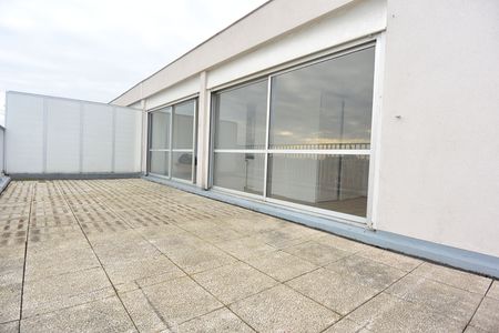 T1 BIS GRANDE TERRASSE + PKG BORDEAUX - 1 pièce(s) - - Photo 4