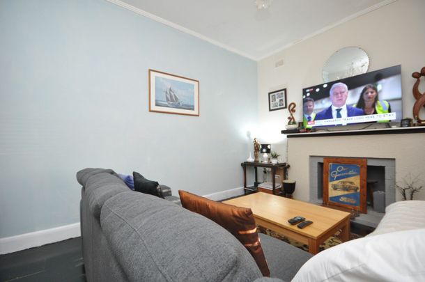 PERFECT LOCATION! - Photo 1