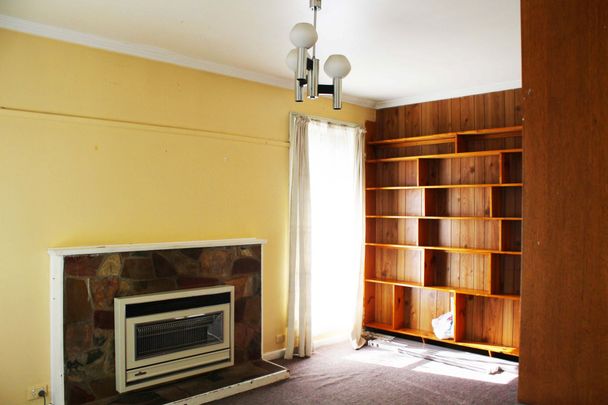 1 Boronia Grove, Wendouree - Photo 1