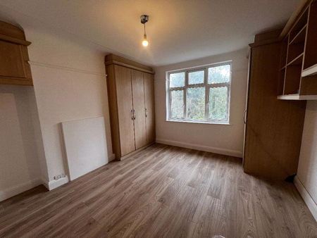 4 bedroom property to rent - Photo 4