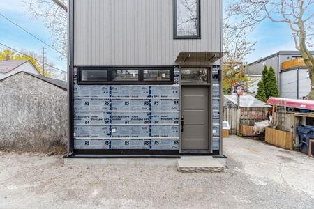 For Lease - 238 Pape Avenue Unit# Coach, Toronto, Ontario - Photo 5