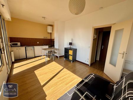 Location Appartement 1 pièce 23m² CHATEAUROUX 36000 - Photo 3
