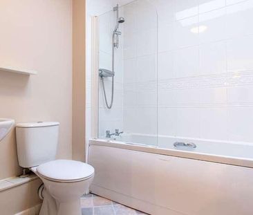 Catchfrench Crescent, Liskeard, PL14 - Photo 6