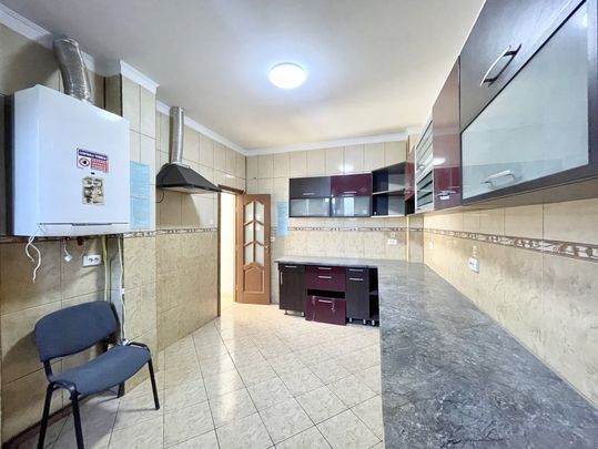 CASA 7 Camere I ÎNCHIRIAZĂ LOCAȚIE STRATEGICAI Ideala Pentru BUSINESS I 303 MP - Fotografie 1