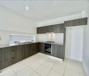 Quiet Complex - Photo 3