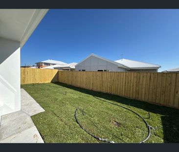 7 River St, Banya, Qld 4551 - Photo 1