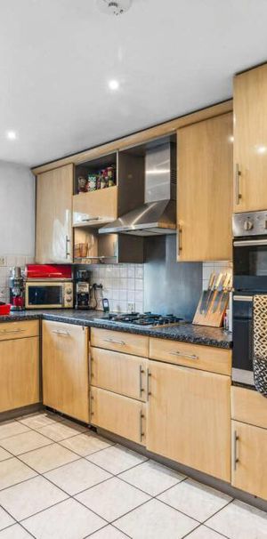4 Bed Town House | £1,035 pw - Photo 1