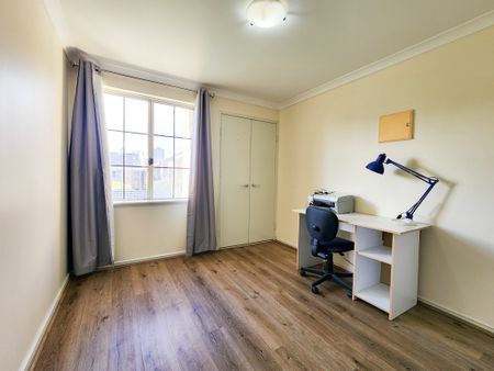 61/30 Bishops Row, East Perth WA 6004 - Photo 5